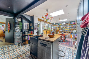 Photo 21- click for photo gallery